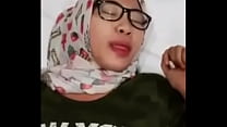 Tudung cumshot muka